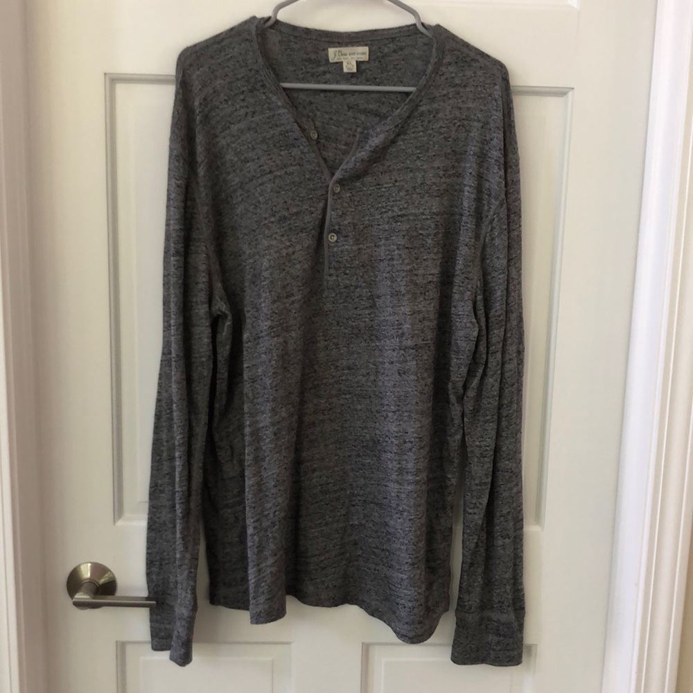J.Crew mens casual shirt. Size XL slim fit